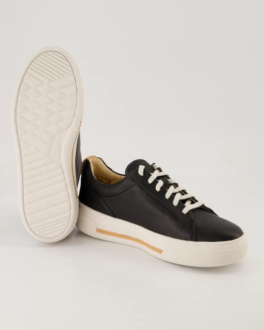 Clarks HOLLYHOCK WALK Sneaker in Schwarz