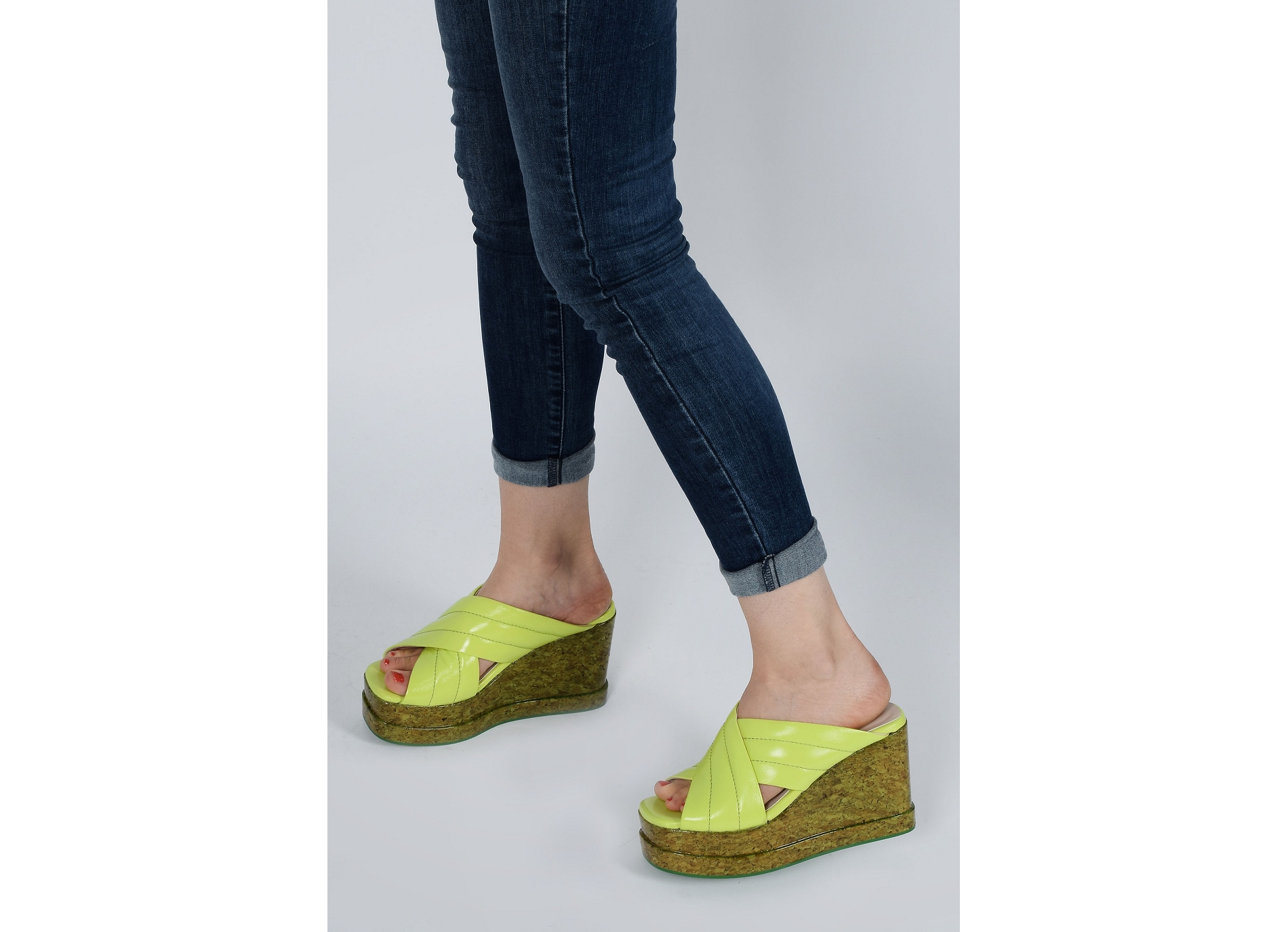 A5104 vert