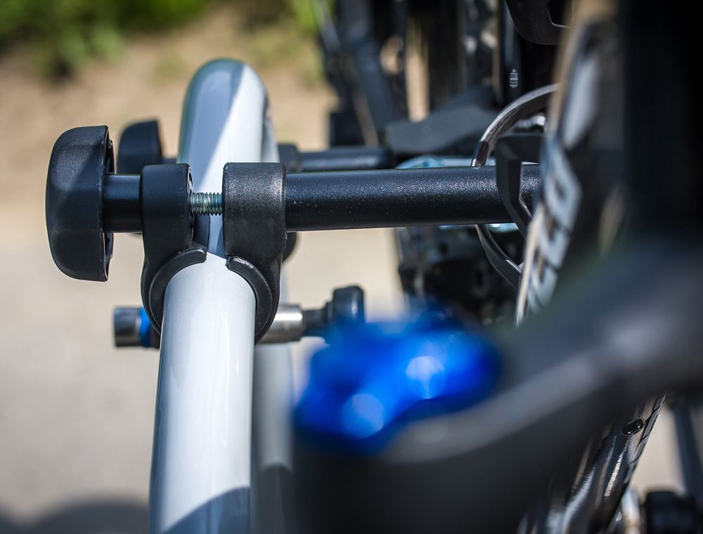 Eufab Rahmenhalter abschließbar für Fahrradträger Ø25-30mm kaufen | Bike-Discount