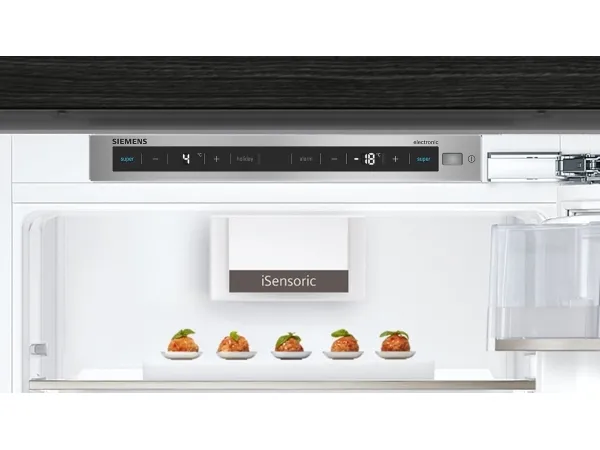 [OUTLET] - Siemens iQ500 KI86NADF0 integreret køle-/fryseskab - bredde: 56 cm - dybde: 55 cm - højde: 177.5 cm - 254 liter - Klasse F - Fladhængsel