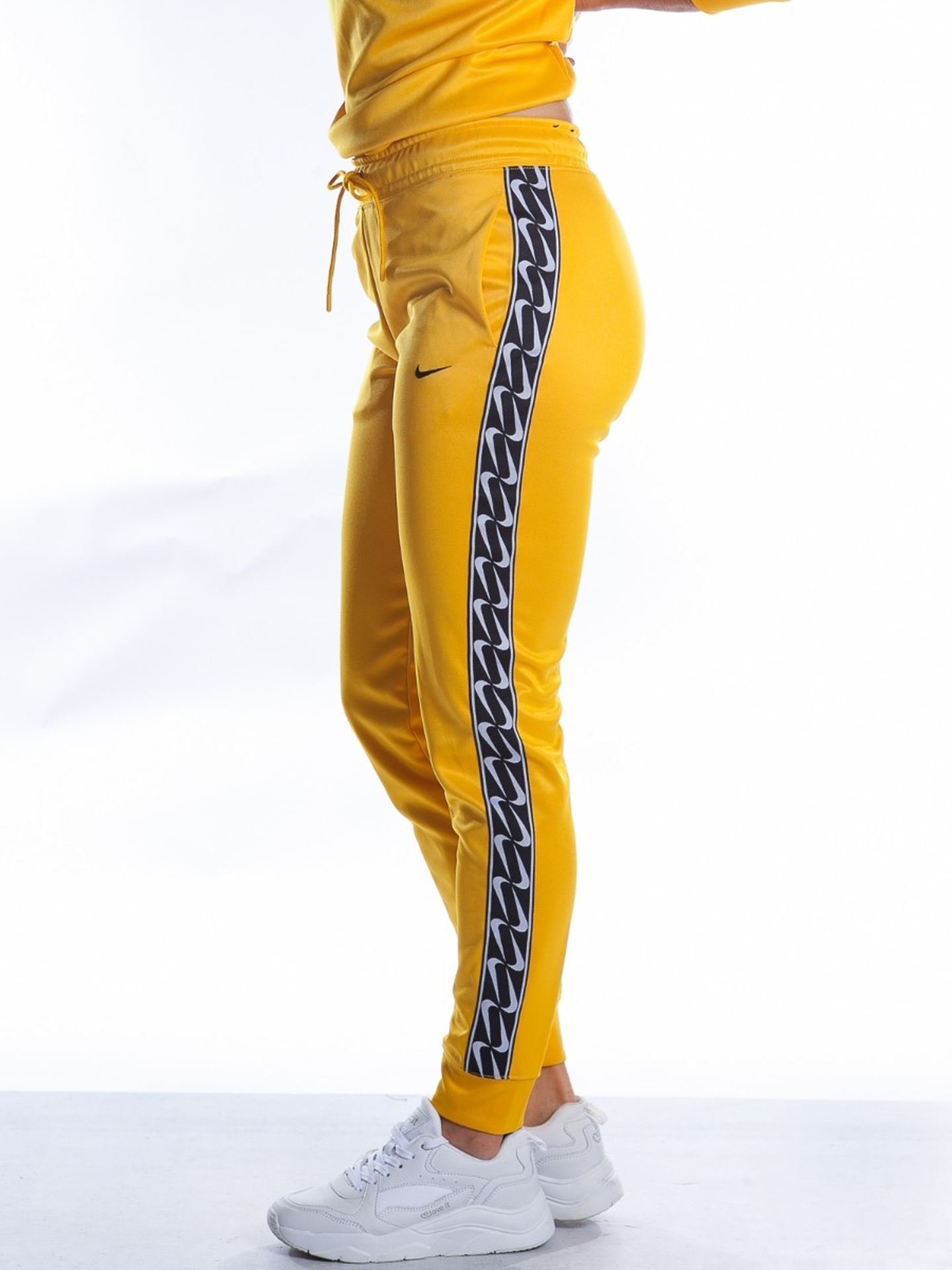 Jogger Logo Tape