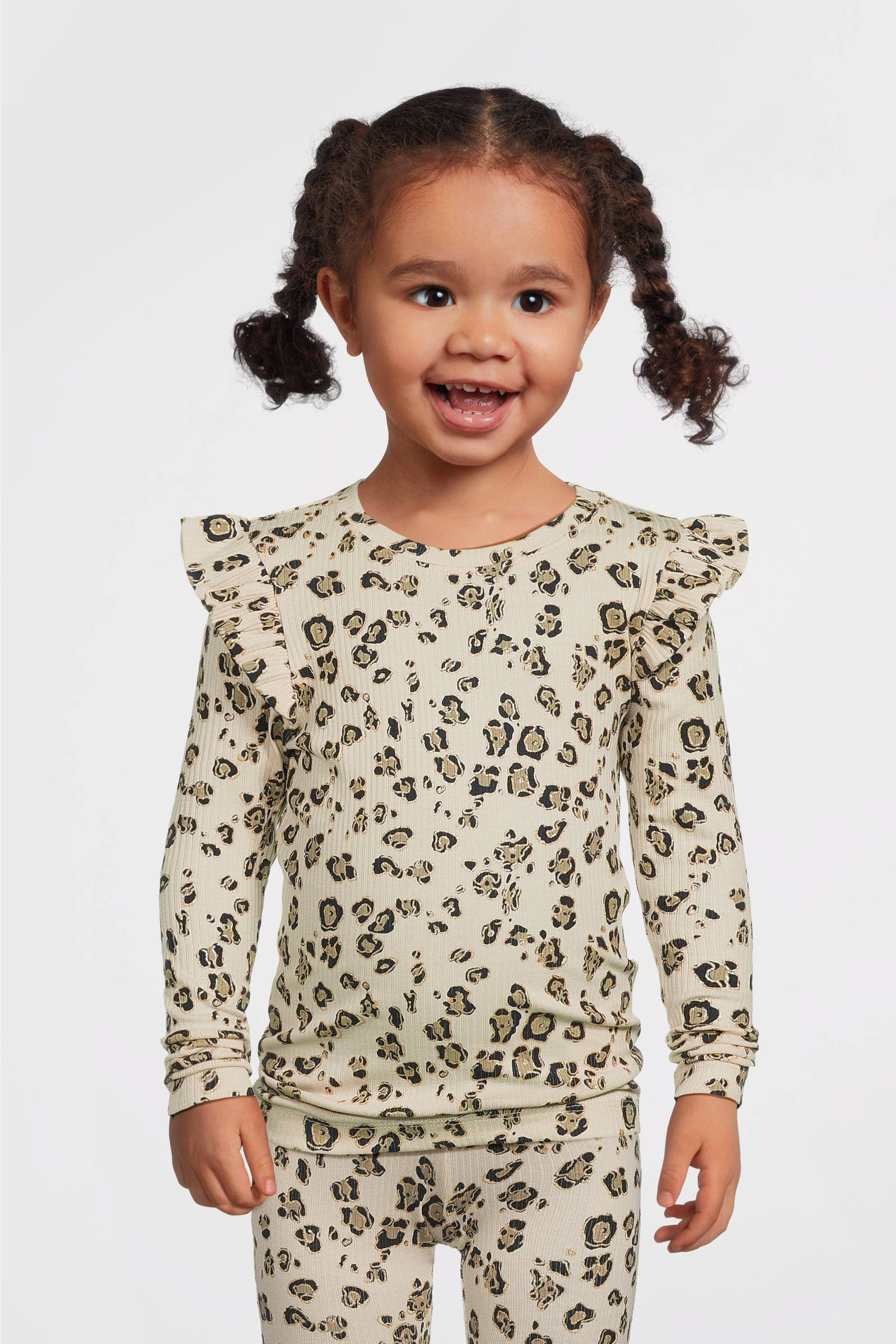 NAME IT longsleeve NMFSOLVEG met panterprint en ruches ecru/bruin