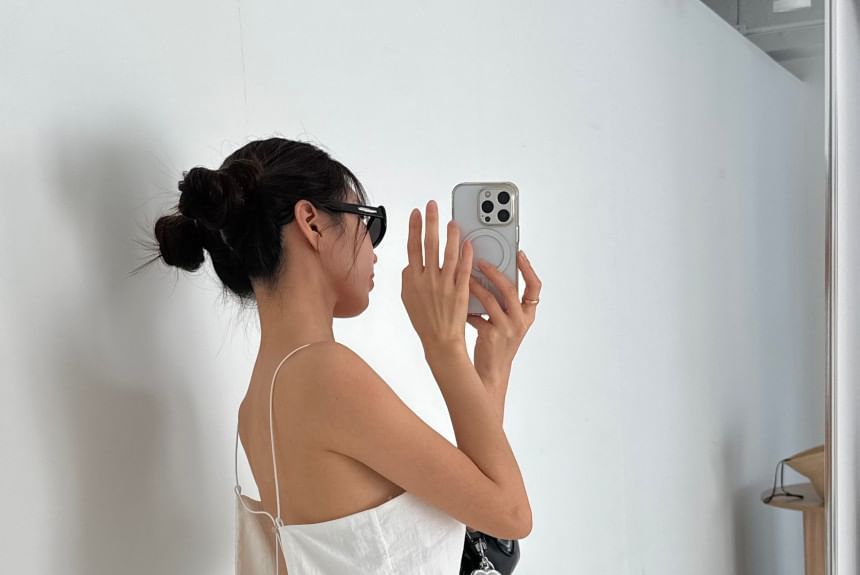 Coris - Spaghettibandjes, effen jumpsuit met open rug en strikbandjes