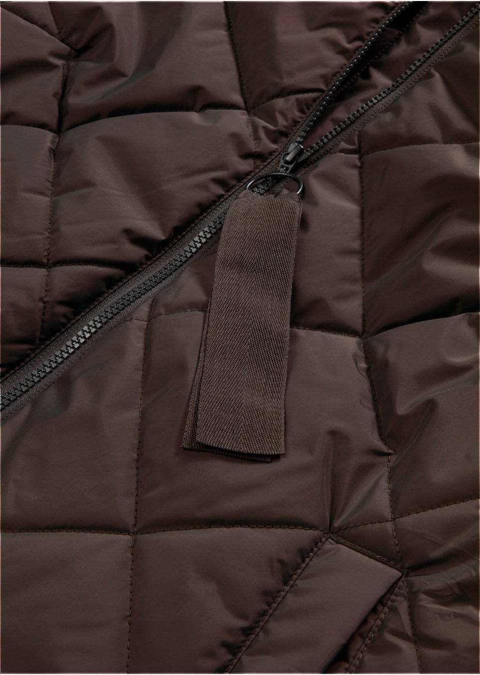Manteau matelassé et rembourré à capuche