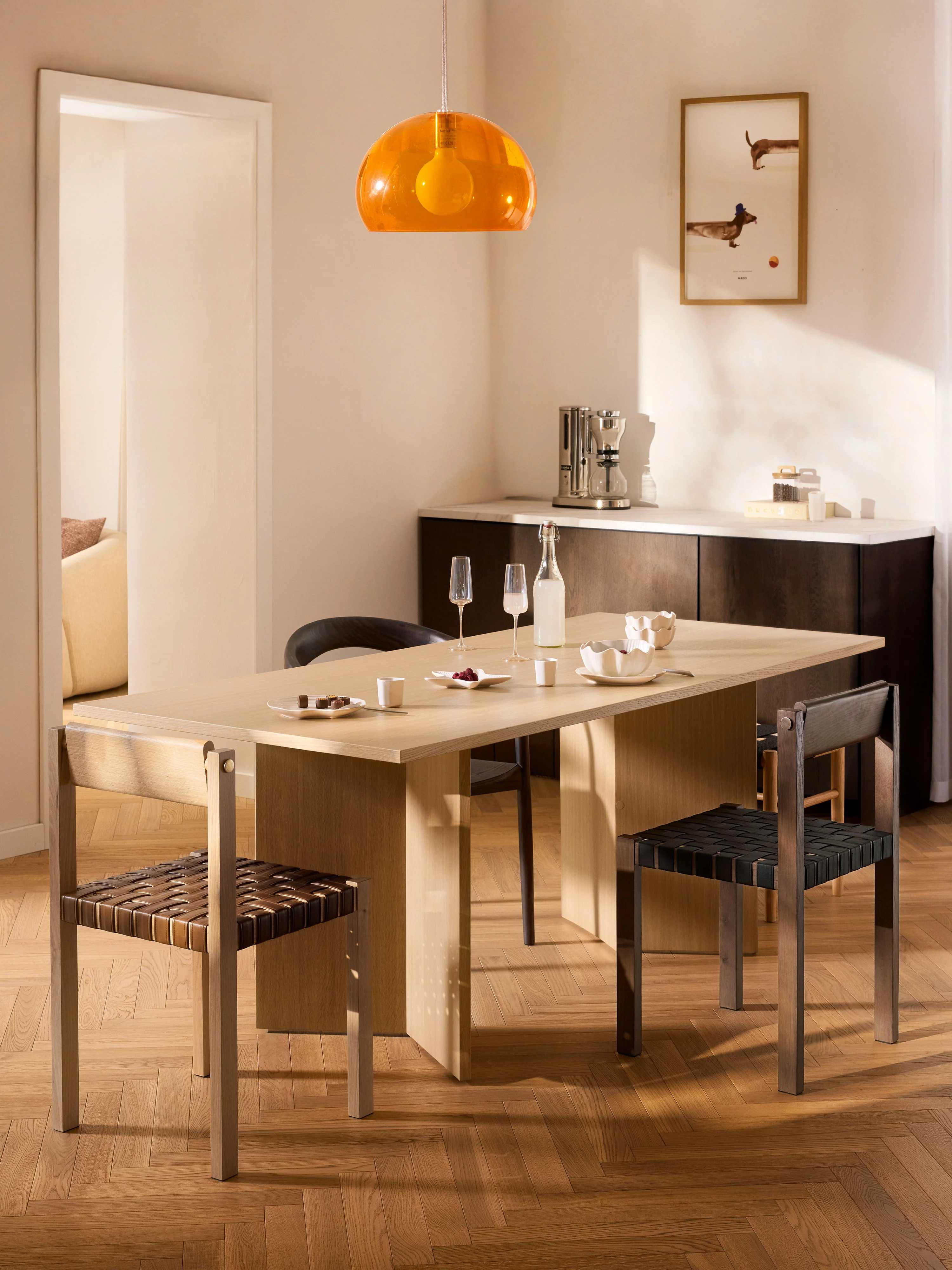 Houten stoel Liza met leren zitvlak