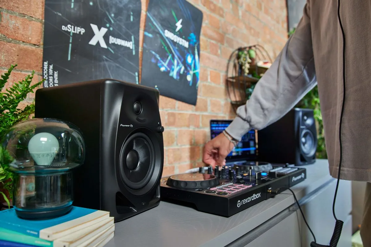 Pioneer DM-50D Noir (la paire) Enceintes de monitoring
