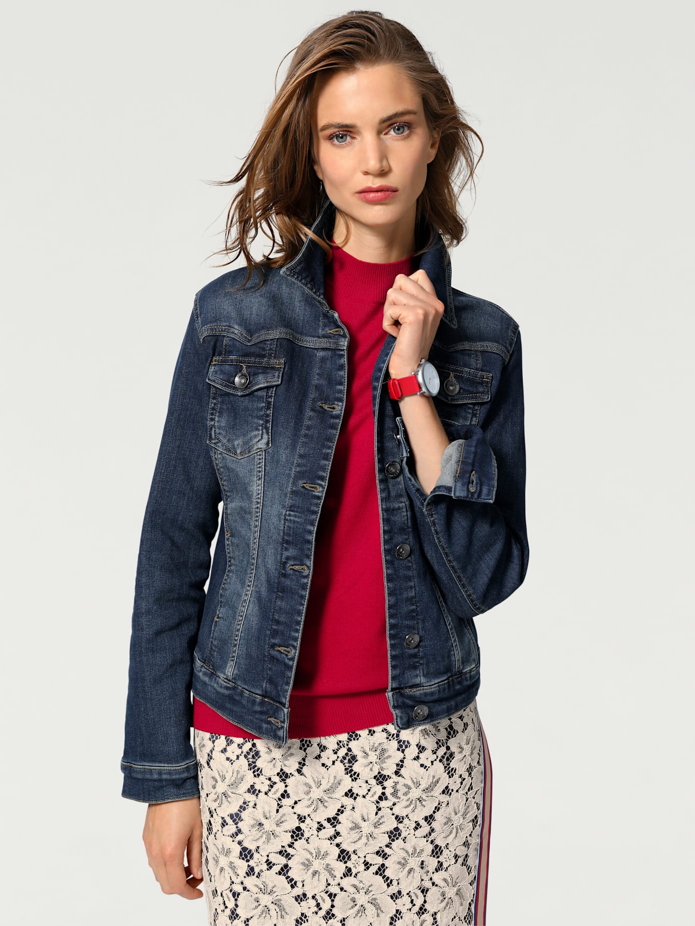 Veste en jean effet délavé et usé