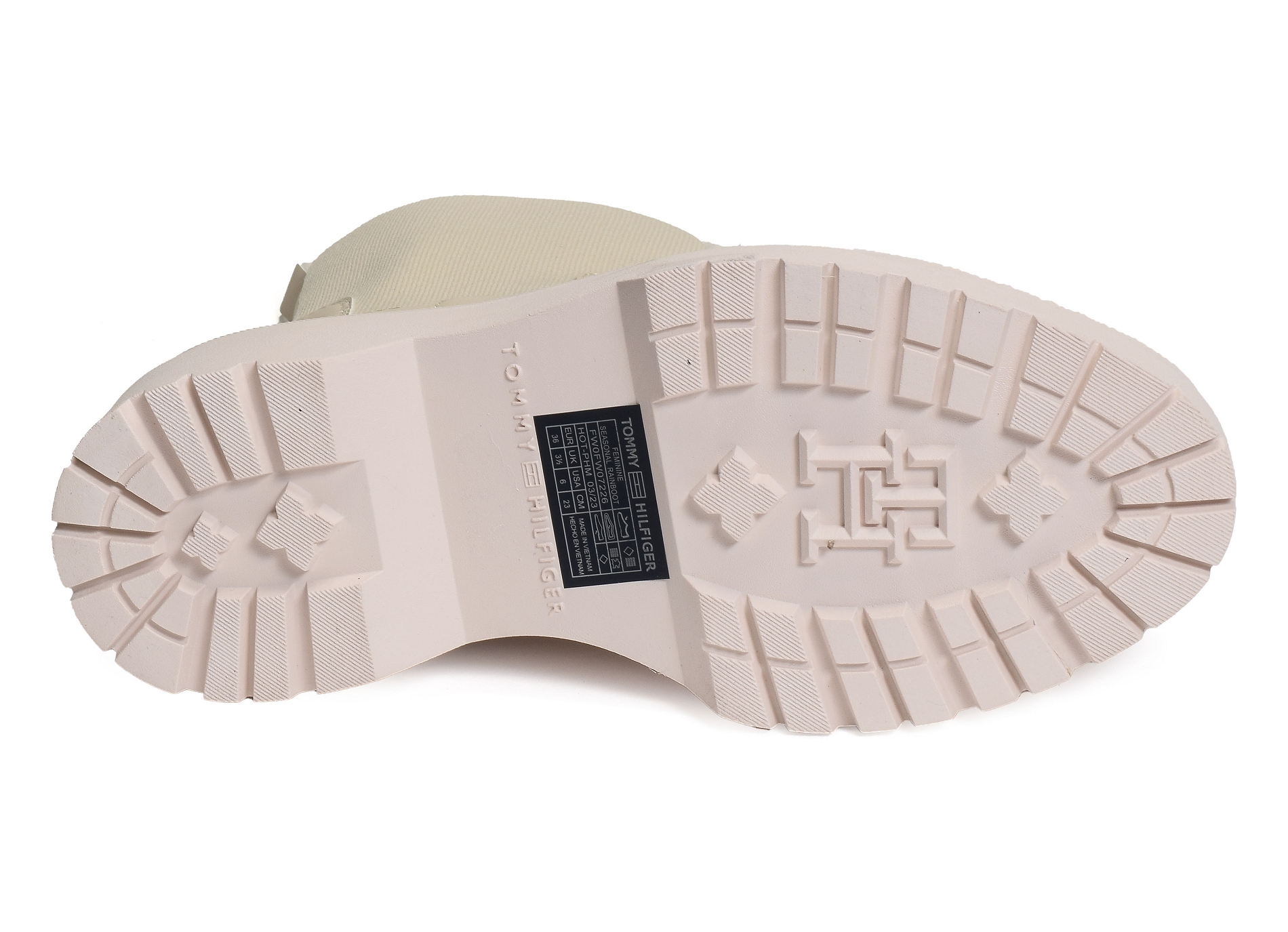 Feminine seasonal utility boot 7226 beige