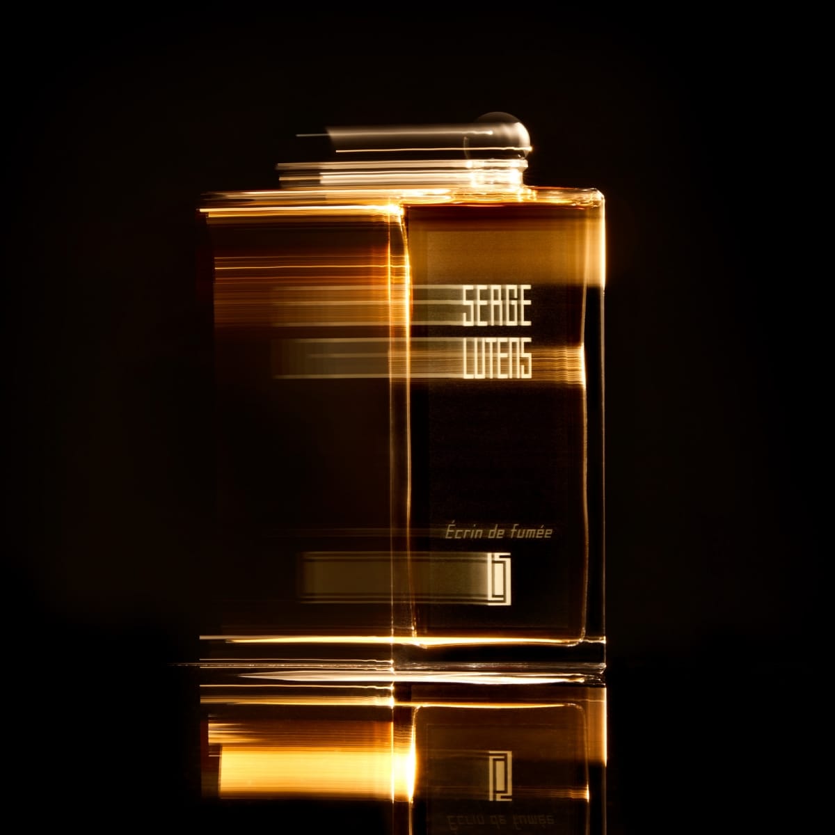 Serge Lutens Écrin de Fumée Eau de Parfum
