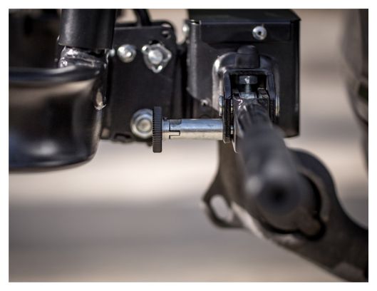 Porte-Vélos sur Boule d'Attelage Eufab Crow Plus Prise 13 Broches - 2 Vélos (Compatible E-Bikes) Noir
