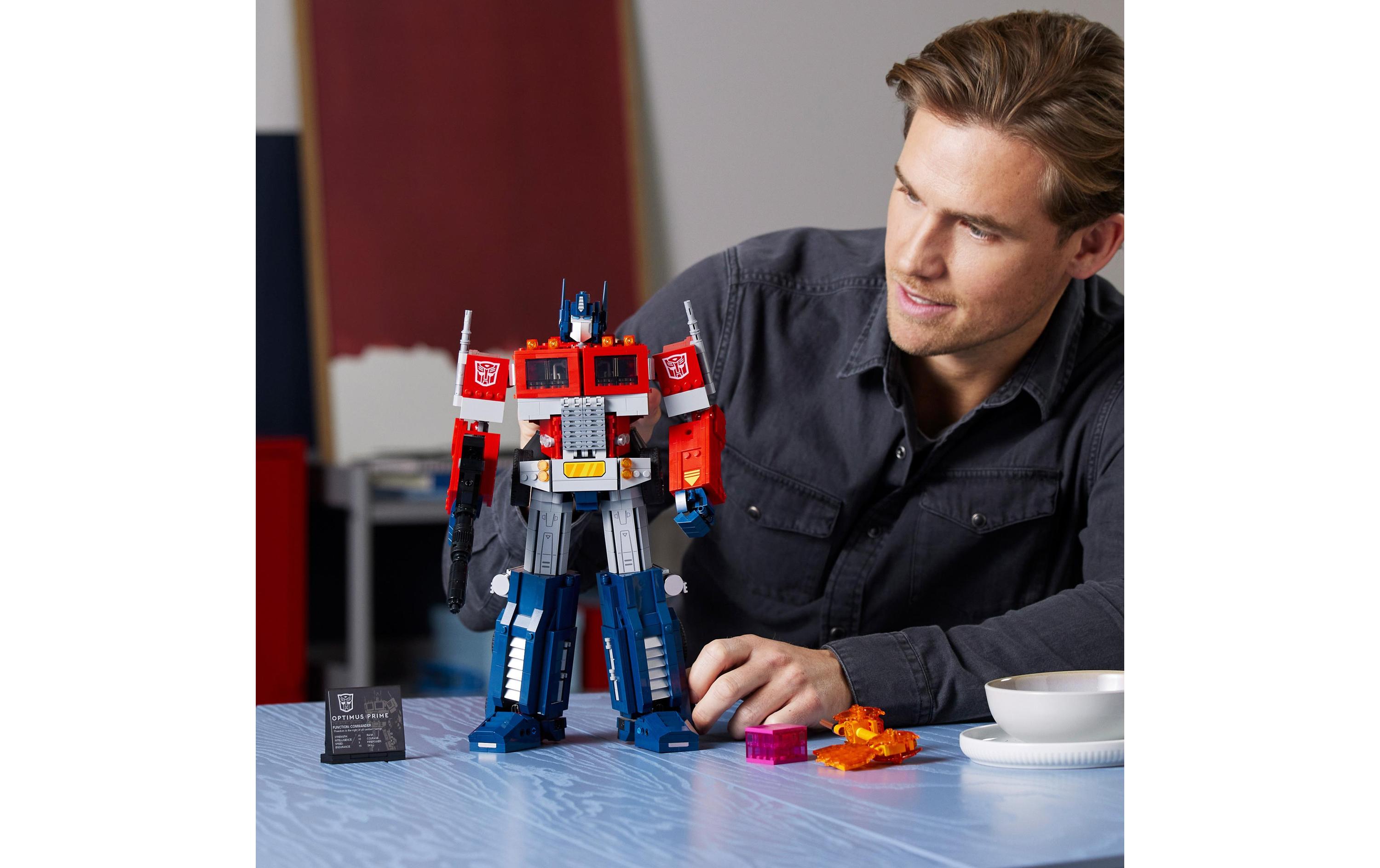 Icons Optimus Prime 10302<br>Transformers 2-in-1 Set