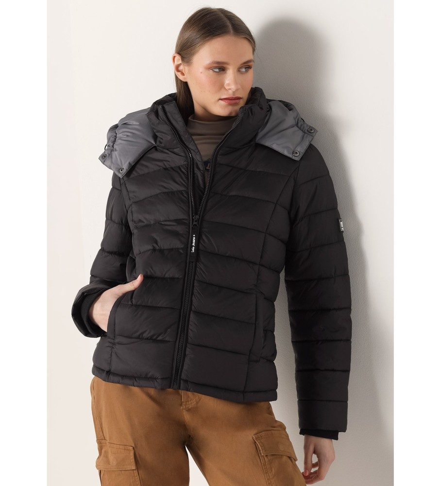 Casaco puffer acolchoado Lois preto com capuz.