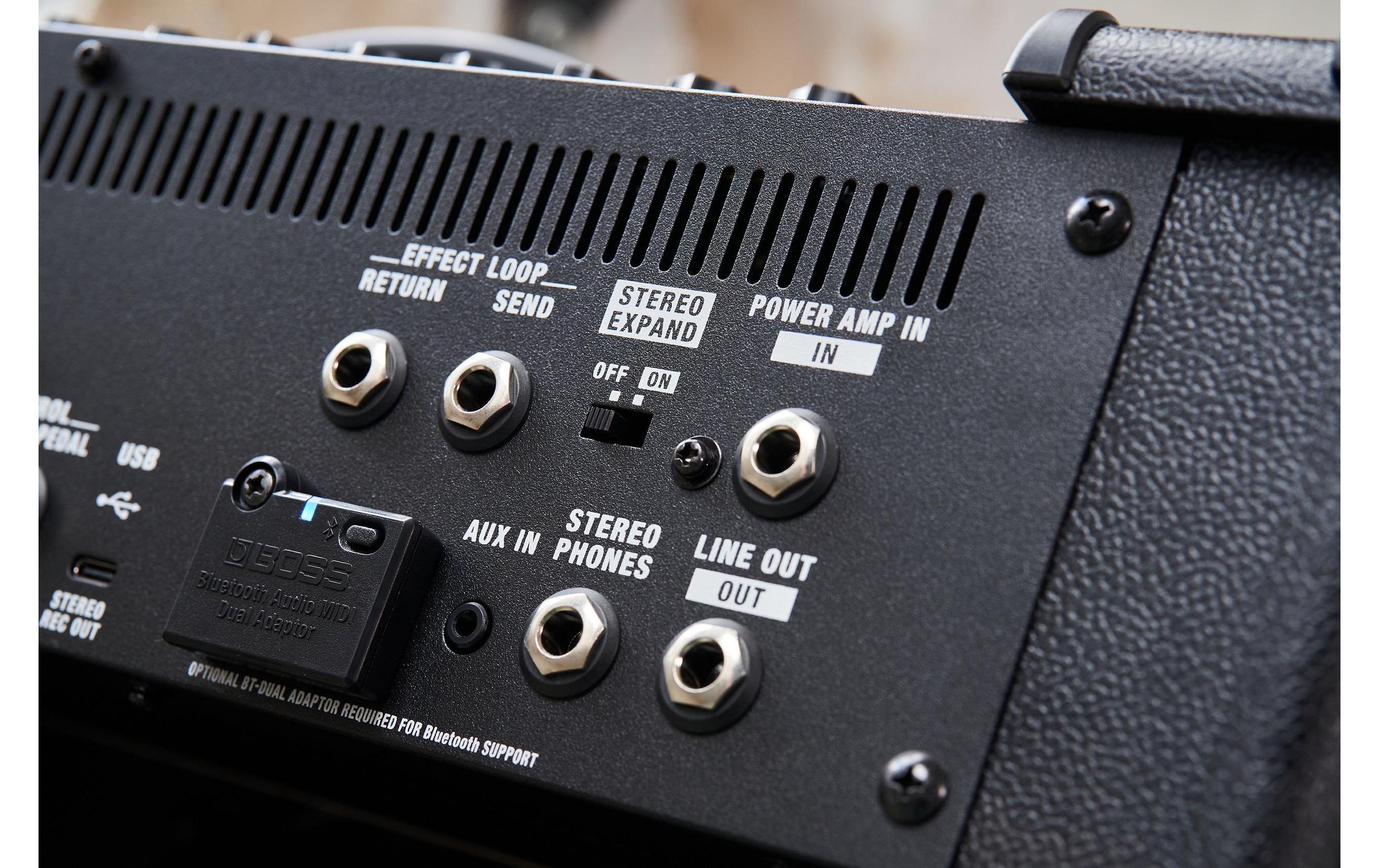 Combo KATANA-100 GEN 3<br>100 Watt Modelling Combo Verstärker für E-Gitarre