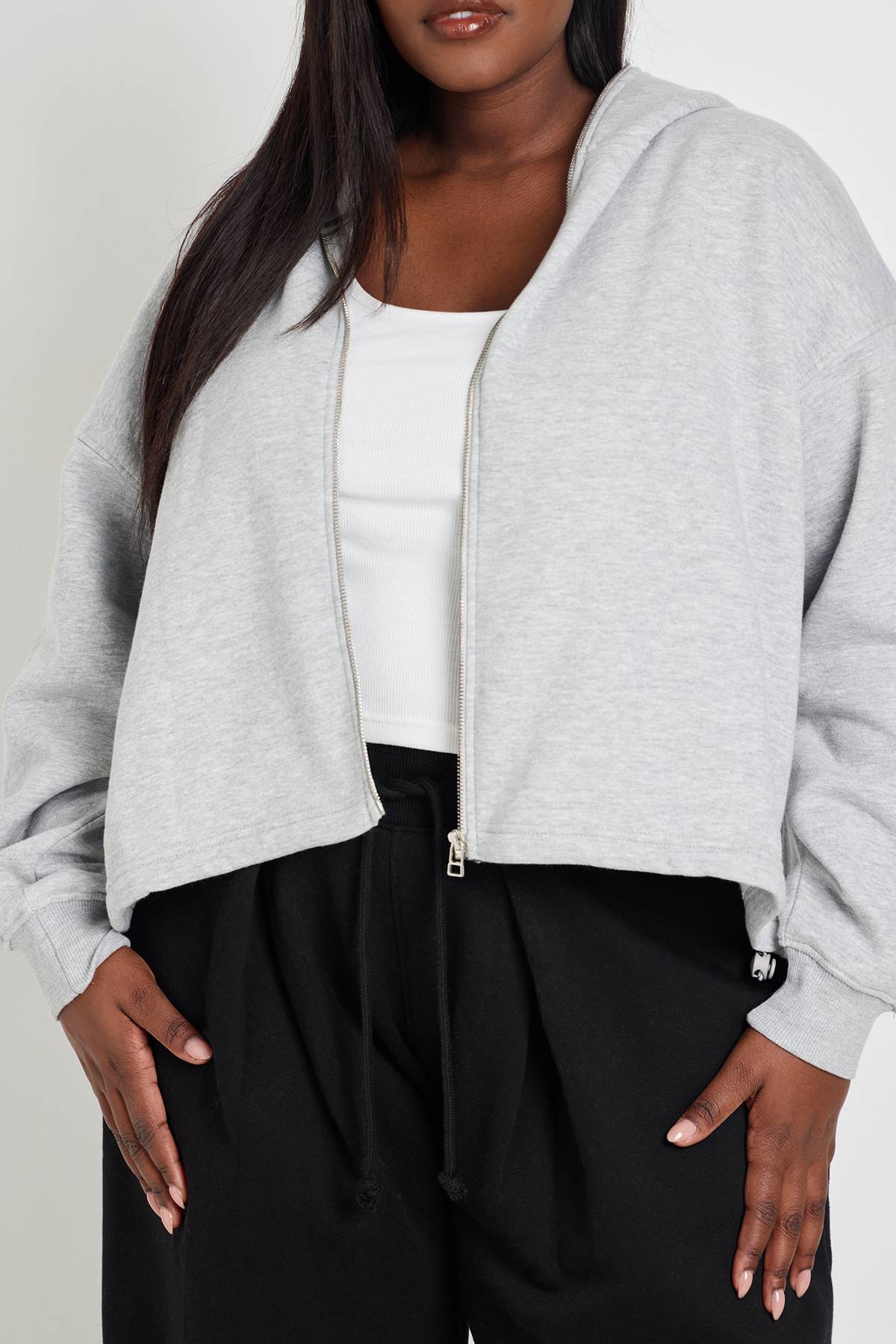 boohoo Sweat À Casynthétiqueche Grande Taille Col Cheminée Zippé Avec Cordons De Serrage