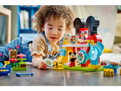LEGO Mickey Mouse clubhuis met Minnie en Pluto (10465)
