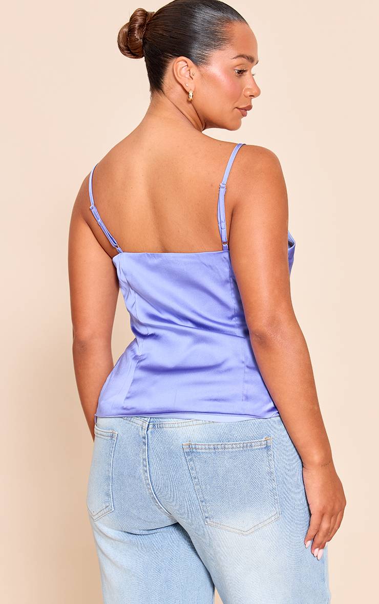 Bleu Top Shape En Satin À Col Bénitier Avec Empiècements En Mousseline