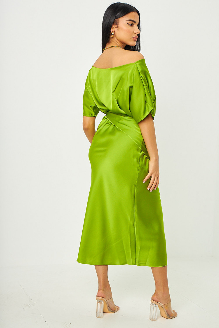 Robe satinée à nouer verte