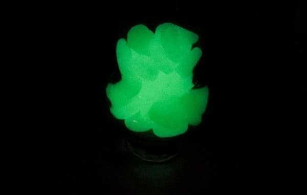 100 stk Selvlysende Steiner - Glow in the Dark Dekorasjon