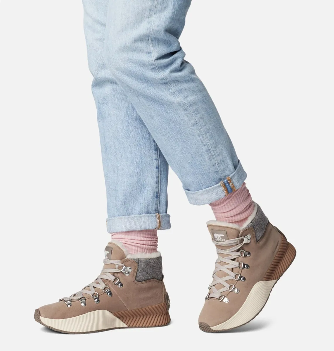 Sorel Women's Out N About III Conquest Waterproof Omega Taupe, Black