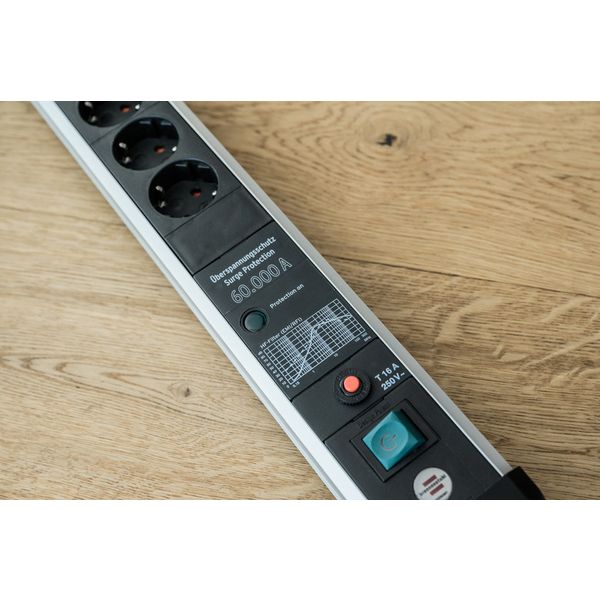 Brennenstuhl Premium-Protect-L 6 Way 3m USB