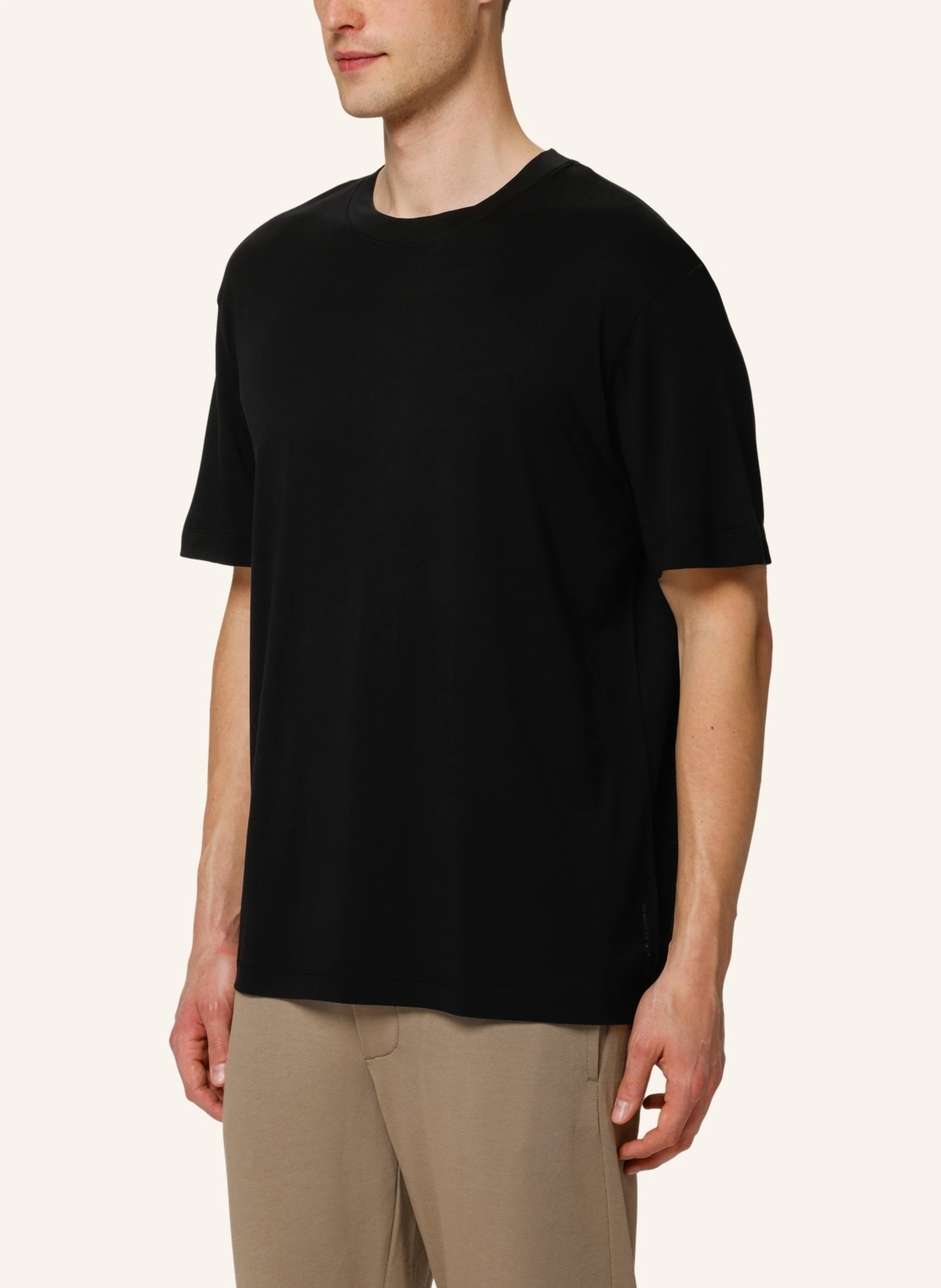TRUSTED HANDWORK Oversized Round Neck 1/2-Sleeve T-Shirt