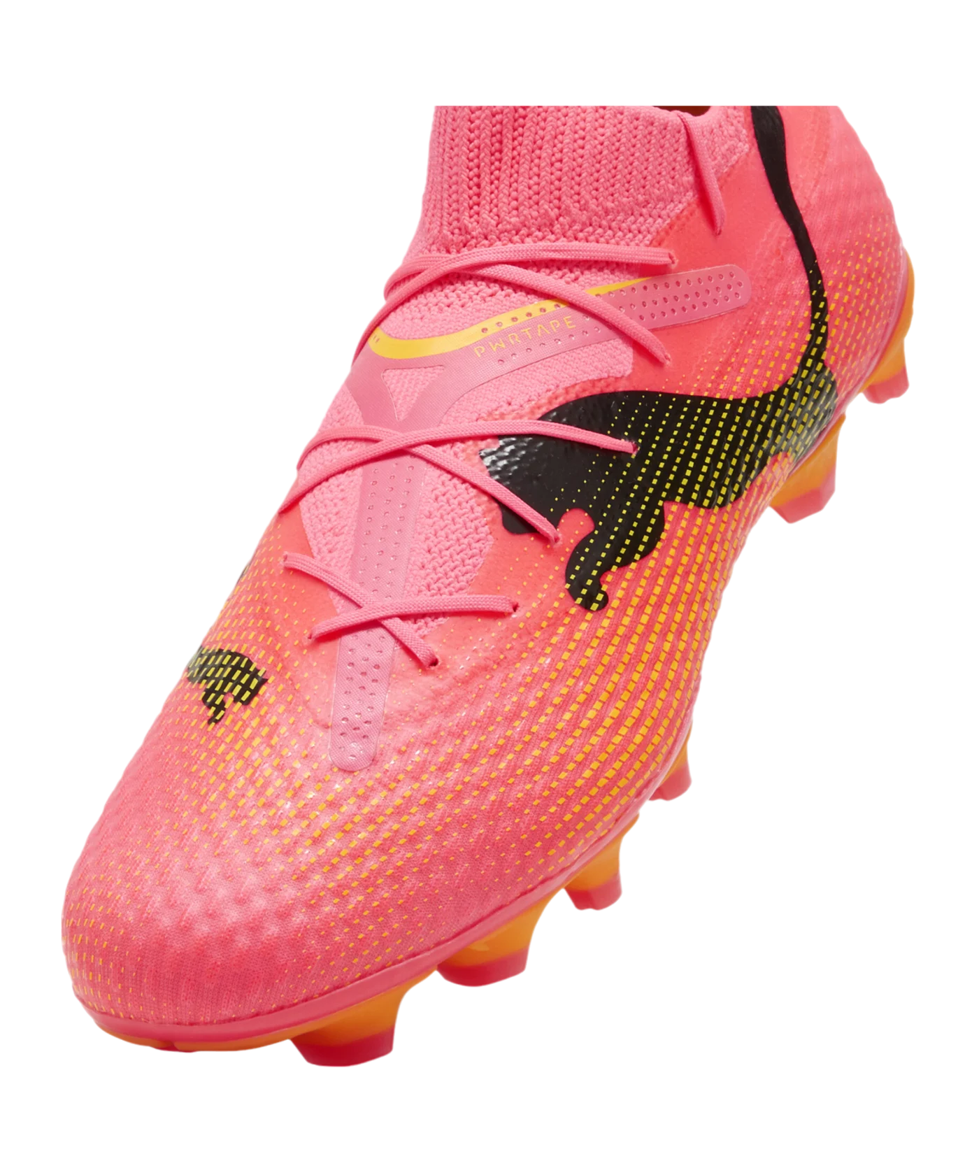 PUMA FUTURE 7 Pro FG/AG The Forever Faster Rosa Schwarz F03