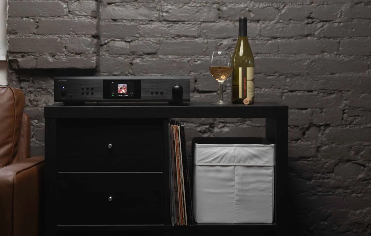 Rotel S14 Noir Amplis hi-fi stéréo
