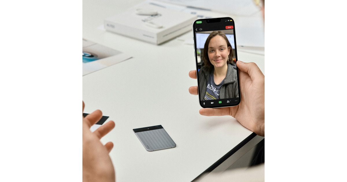 PlaudNote Pro dicteerapparaat  (Zilver, 64 GB, Bluetooth (BLE 5.4), Dual-band Wi-Fi (2.4GHz & 5GHz))