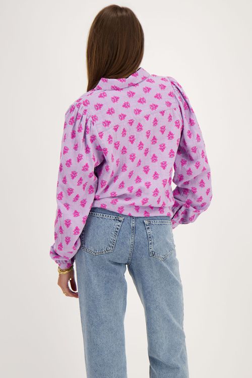 Lila blouse met roze bladeren