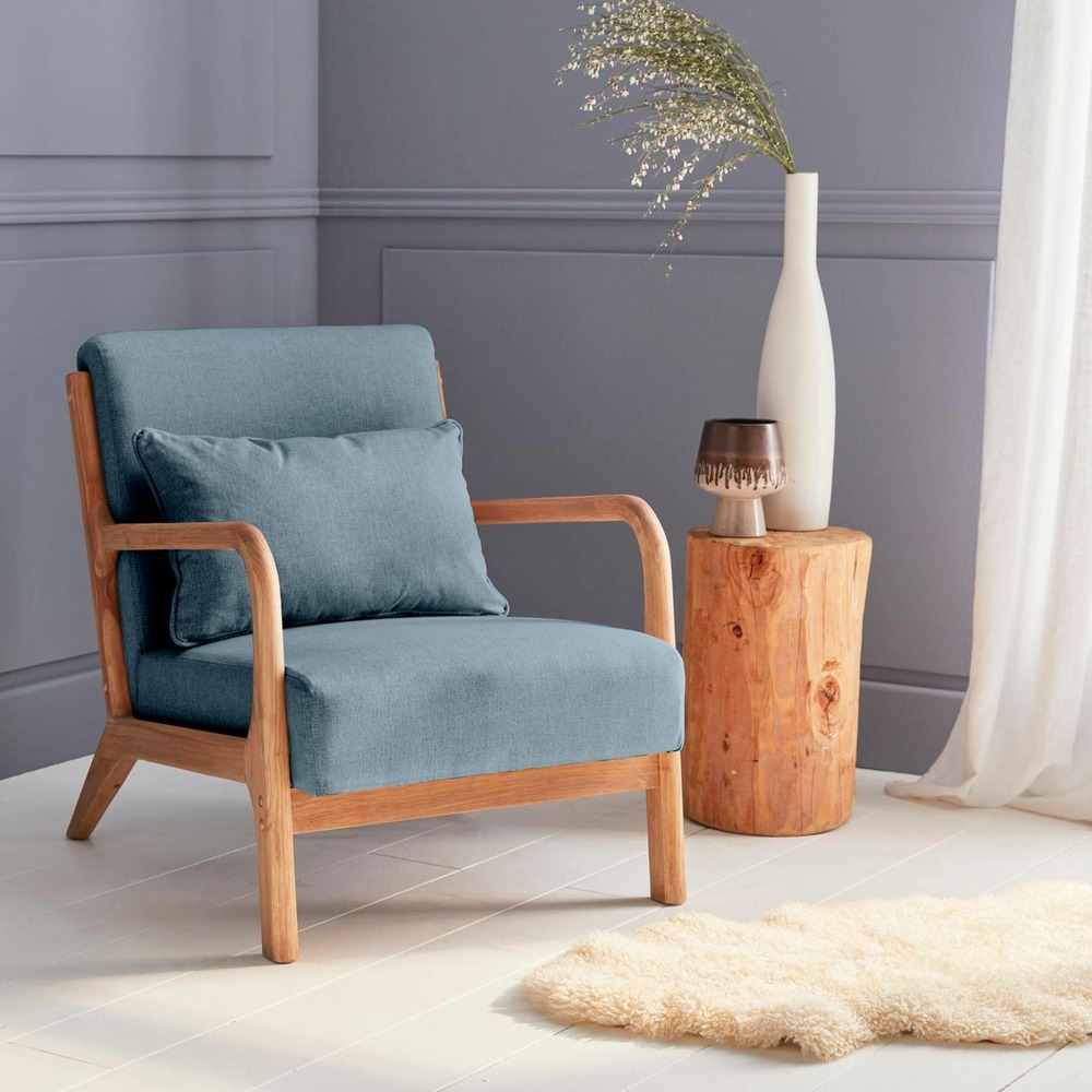 Fauteuil design en bois et tissu. 1 place droit fixe. Pieds compas scandinave. Assise confortable. Structure en bois solide. Bleu