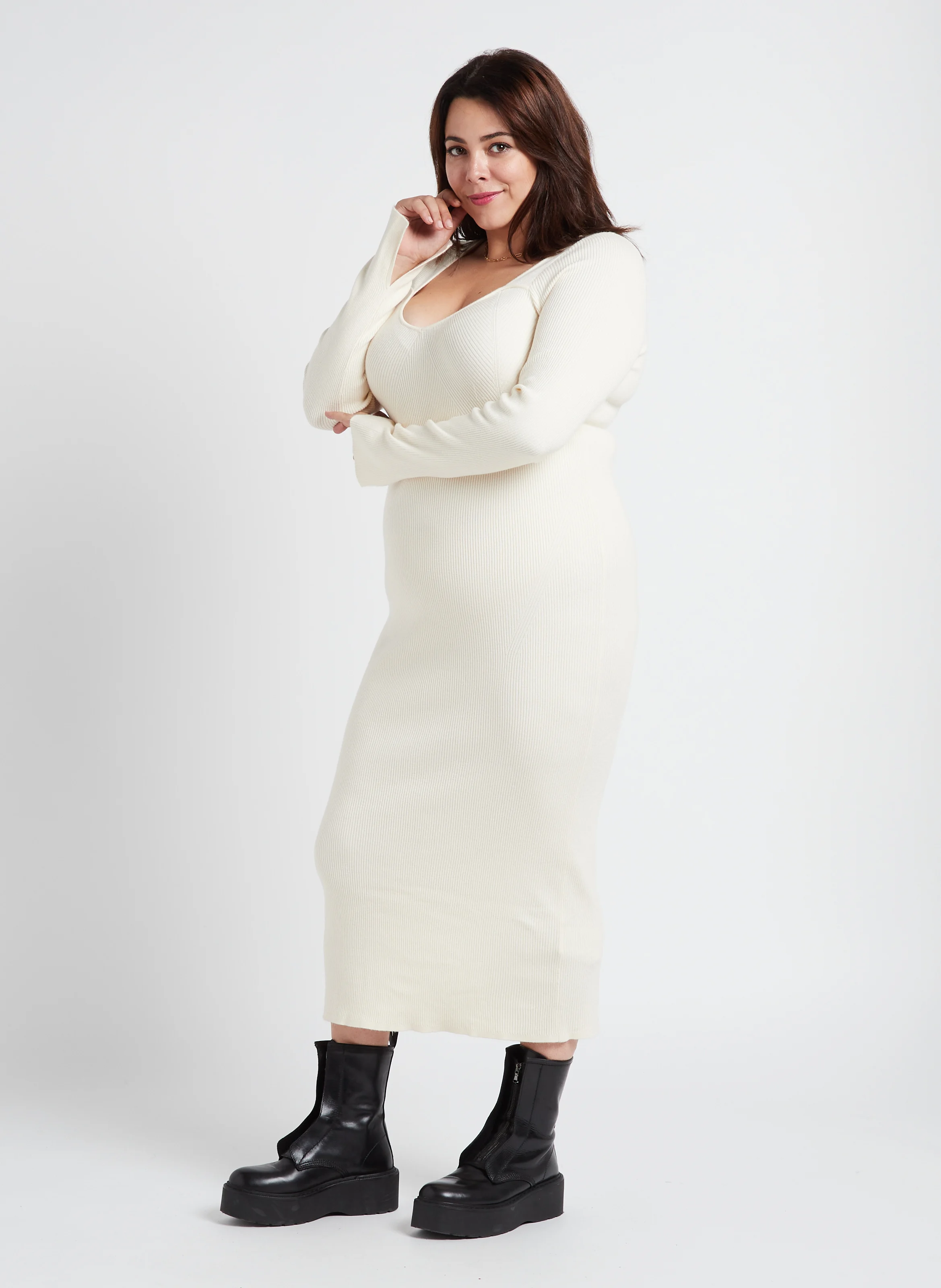 Robe longue col rond en maille côtelée| Blanc