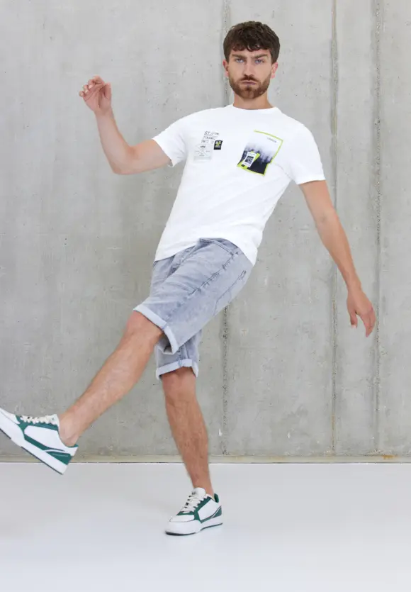 T-Shirt im Printmix - White