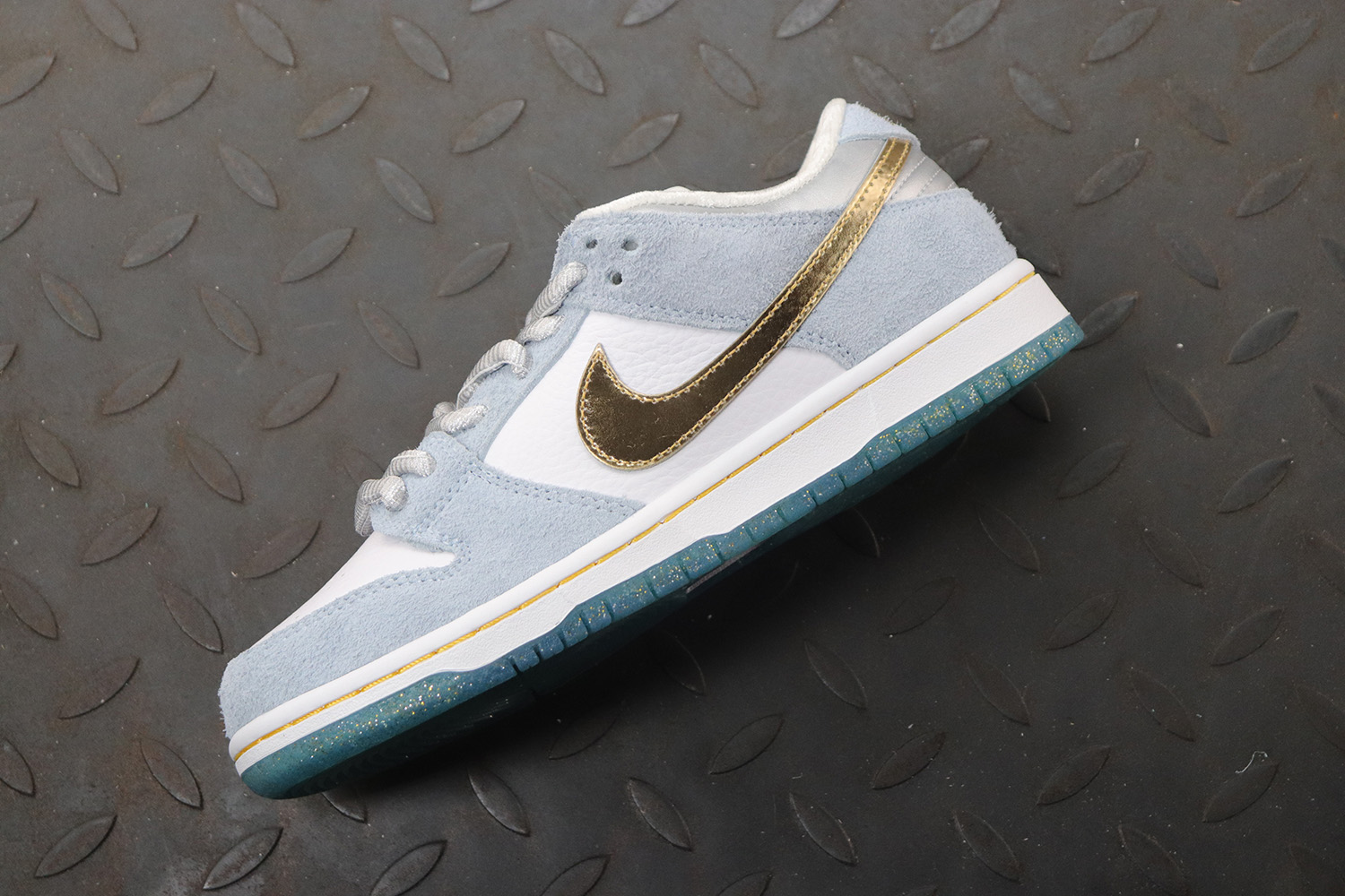 Nike SB Dunk Low Sean Cliver