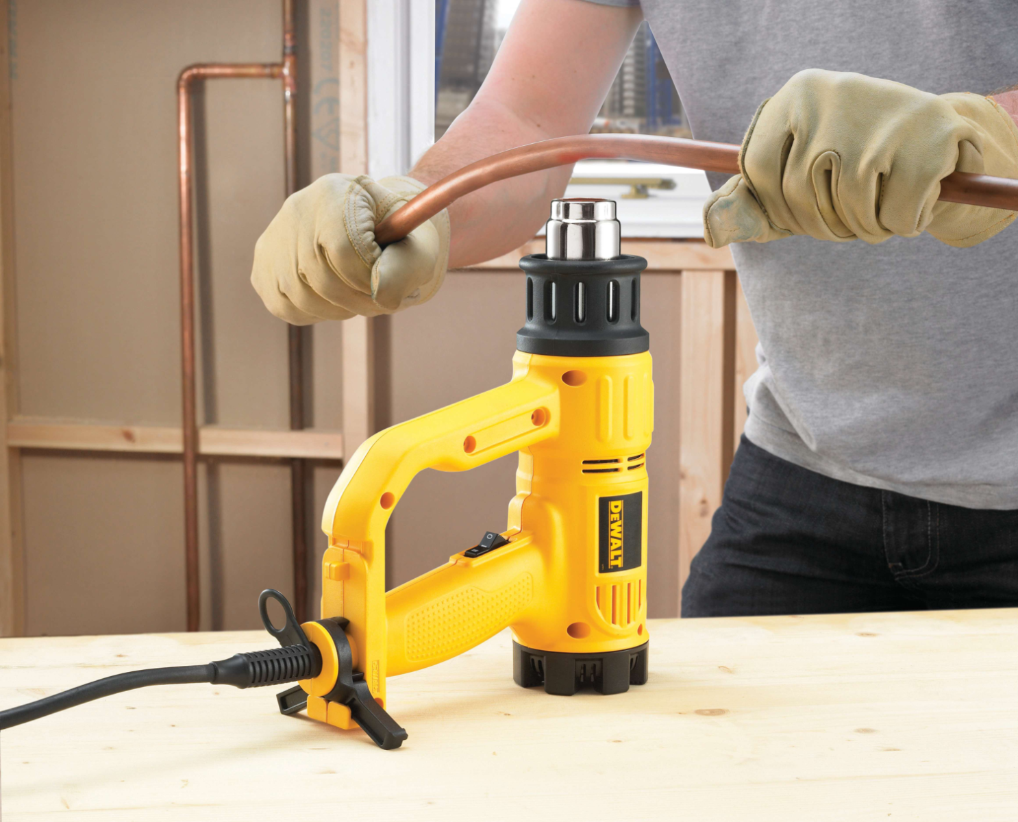 DeWALT D26411 Heteluchtpistool (digitaal) 1800W