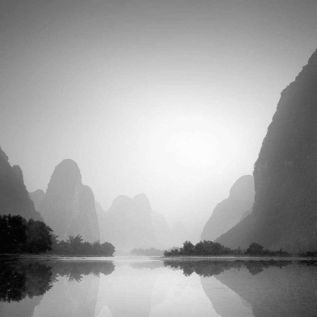 Li River, Guilin , Study 6 by Jonathan Chritchley - Limited Edition. Edition of: 100. Signed.