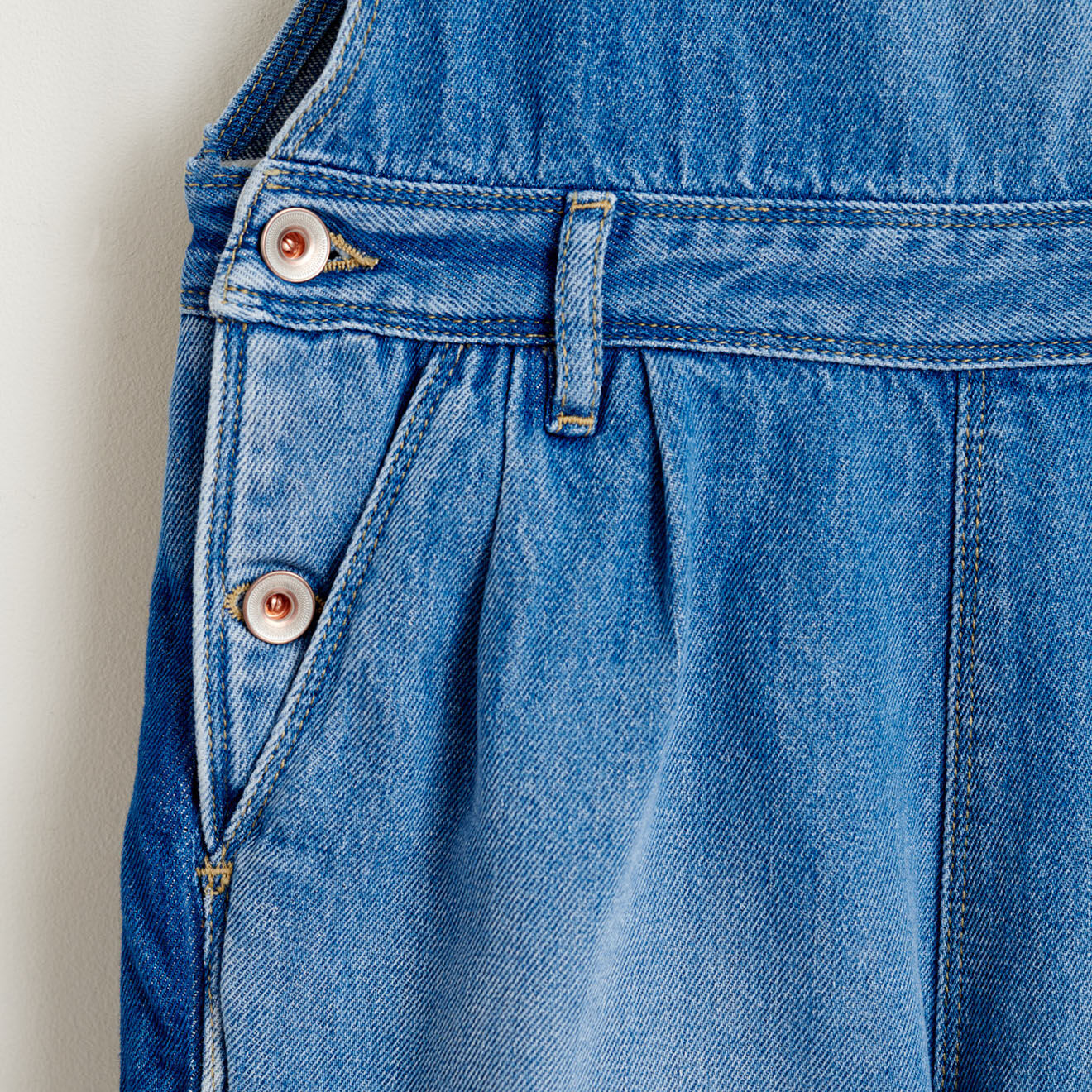 Bellerose Salopette short Pepina en Toile de coton bleu denim