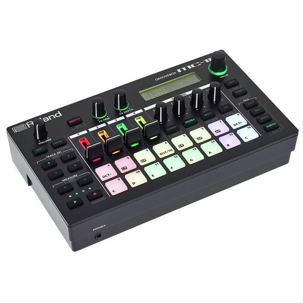 Roland MC-101