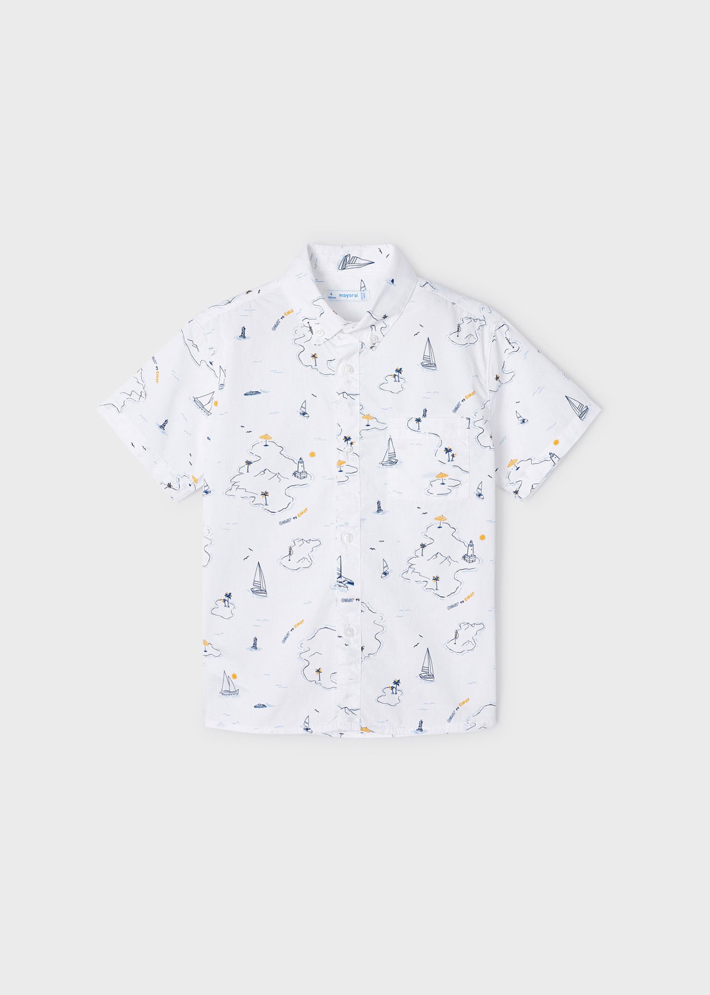 Camisa estampada de manga curta feita com algodão sustentável para meninos