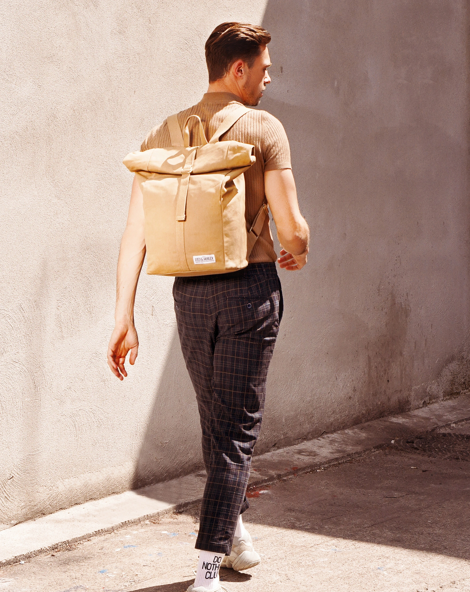 Fitz & Huxley Rolltop-Rucksack CONVEYOR 12l, vegan, macaroon