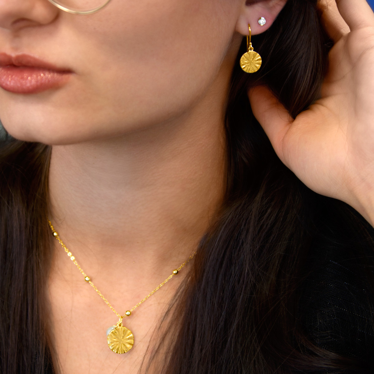 Boucles d'oreilles plaqué or médailles martelées
