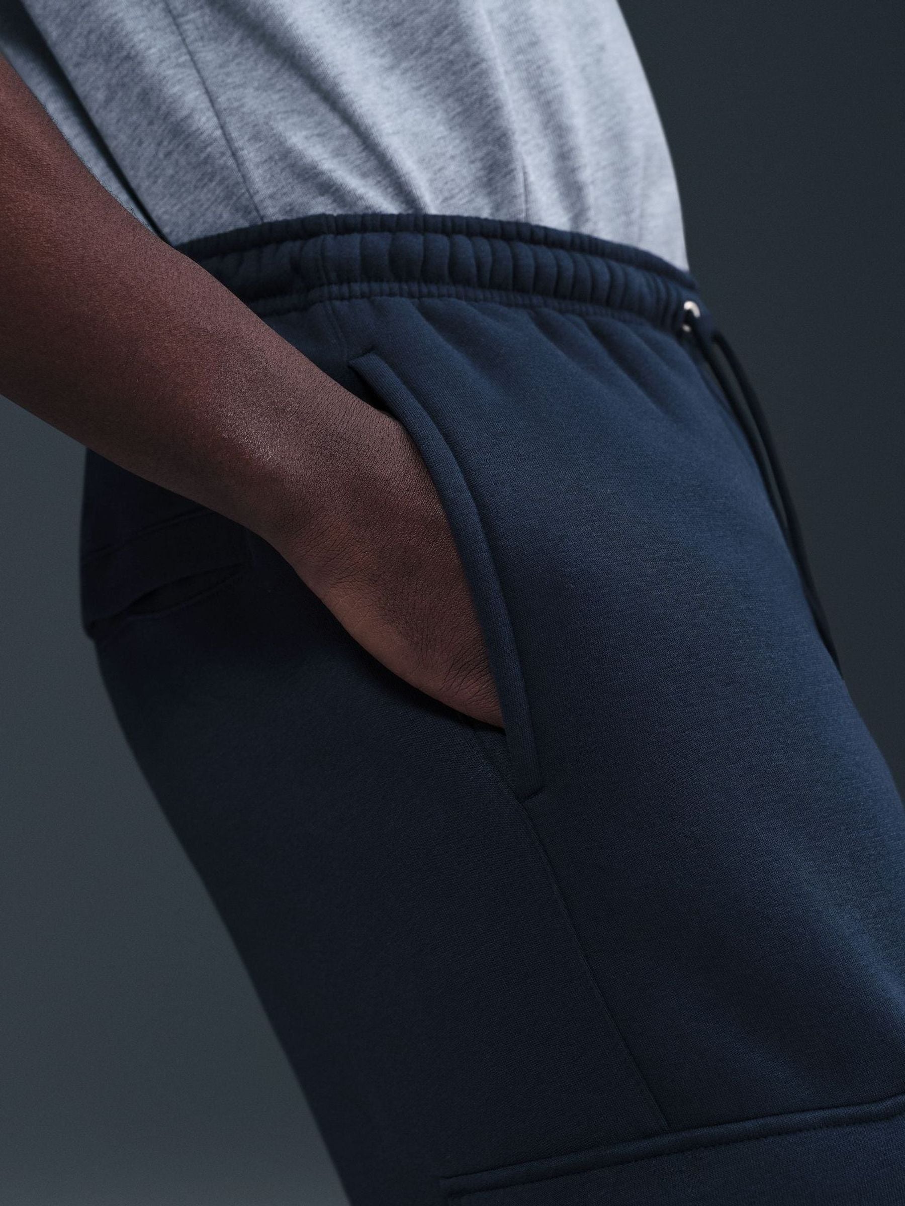 Marineblauwe Obsidian - Nike Club cargojoggingbroek van fleece
