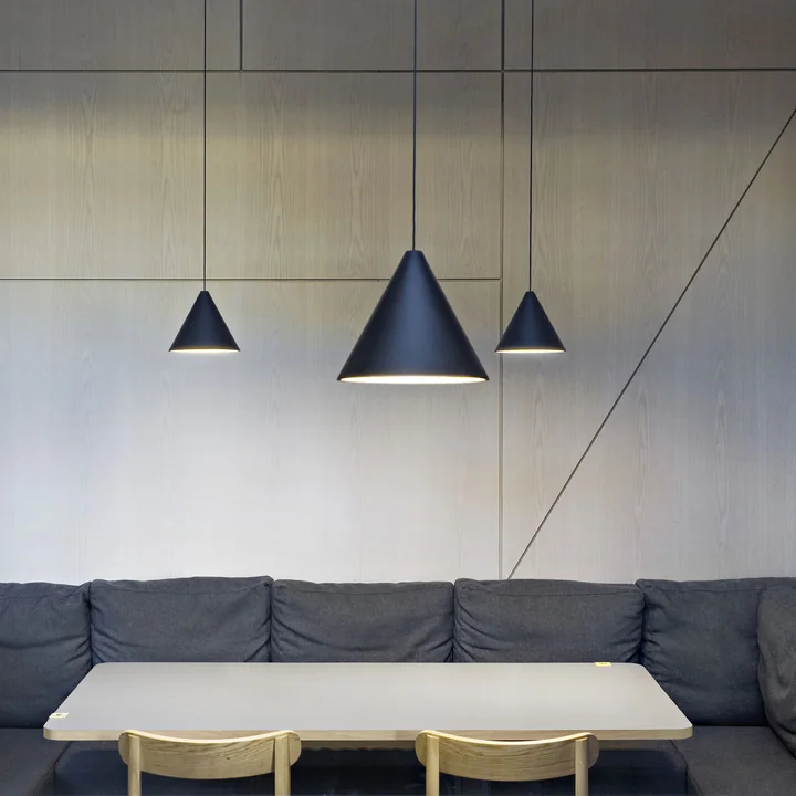 Flos - String Light Pendelleuchte, Kegelkopf, Kabellänge: 12 m, weiss
