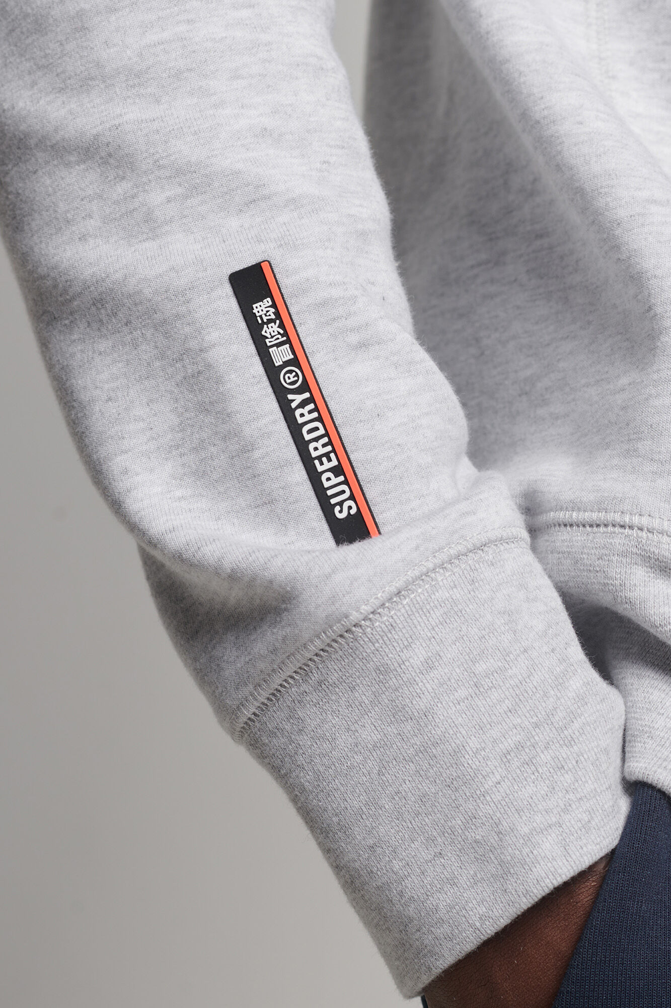 Sudadera Code Tech Hood - cinza claro