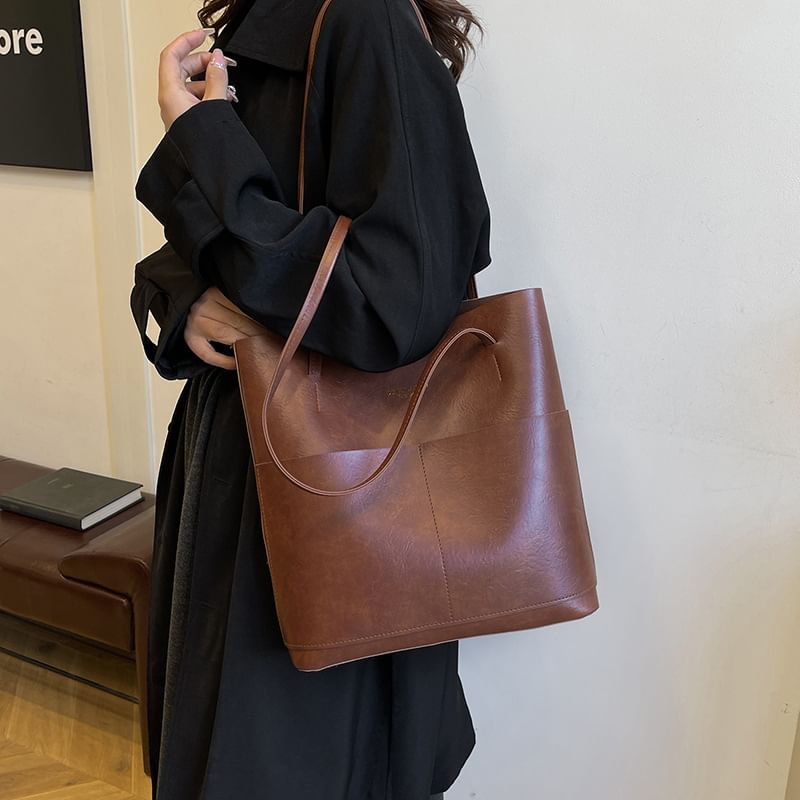 Kleevelind - Set: Kunstleren Tote Bag + Flap Pouch