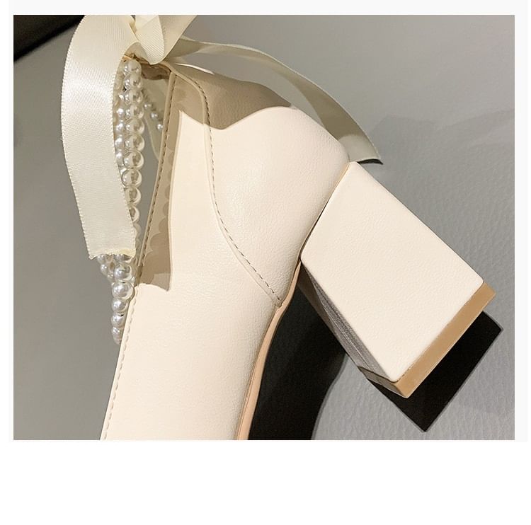 telijimi - Pumps met blokhak en strik op de rug en imitatieparels