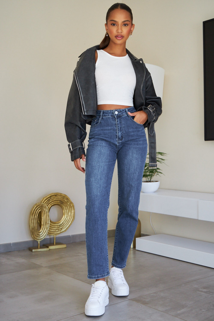 Jeans bleu foncé usé coupe droite