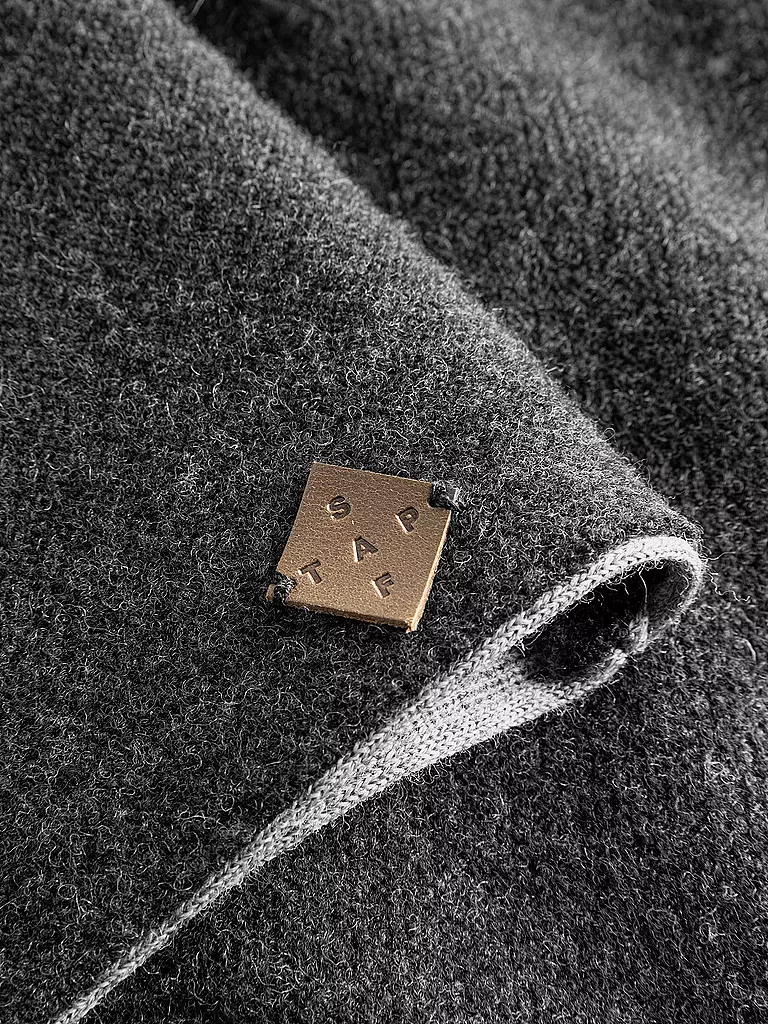 STAPF Trachtenstrickjacke DORIKA schwarz