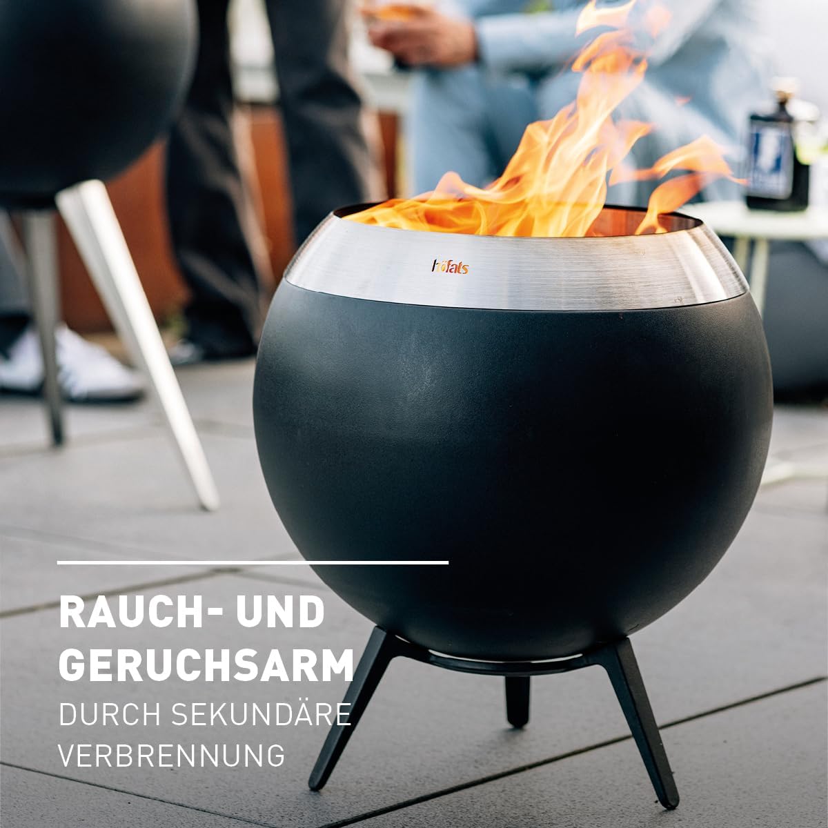höfats - Moon 45 rauchfreie Feuerschale mit niedrigem Fuß aus Edelstahl - emaillierter raucharmer Feuerkorb mit Holzvergaser-Technologie, zweistufigen Verbrennungsprozess - Feuerstelle mit ⌀ 45 cm