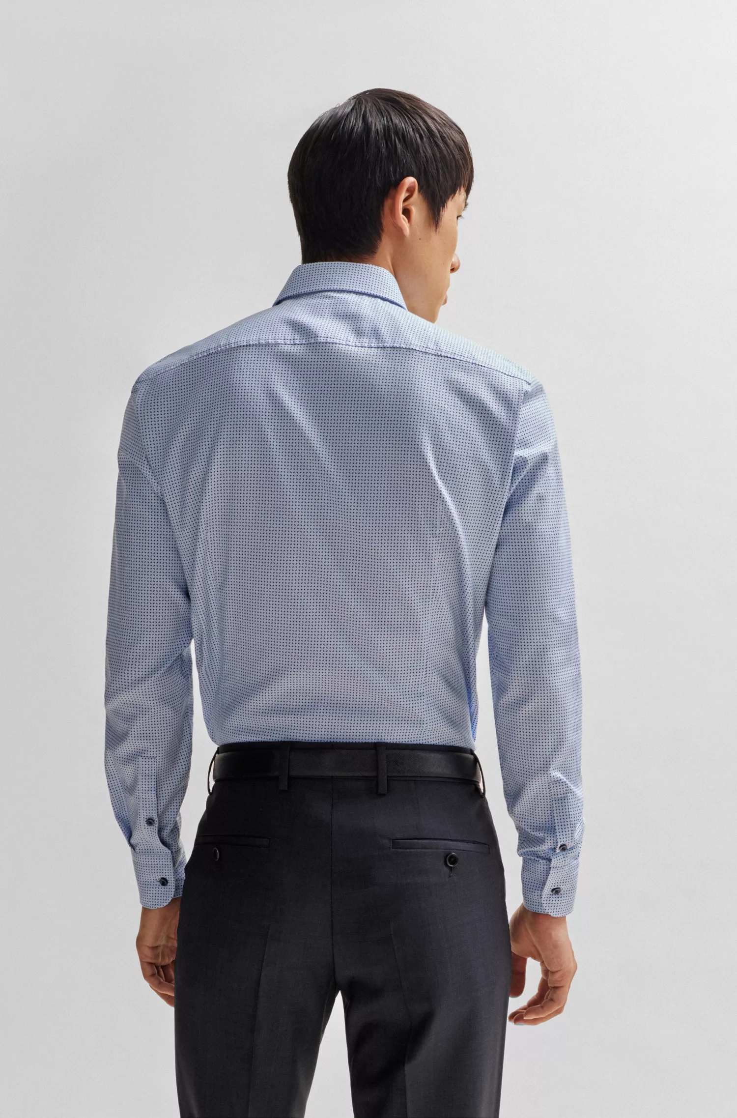 Camisa BOSS preta de corte slim em algodão Oxford stretch estampado.