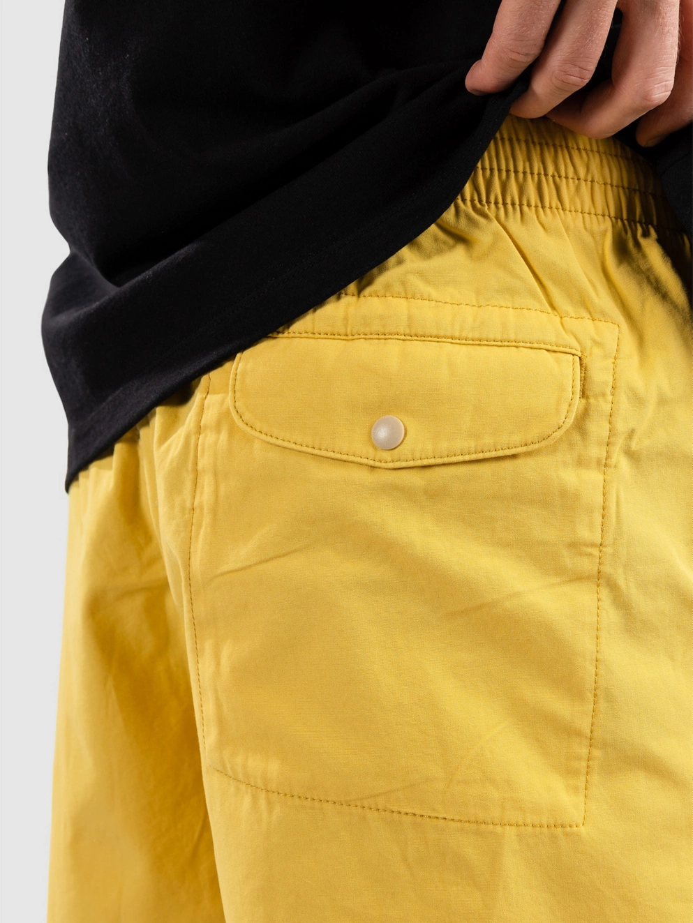 Patagonia Funhoggers Shorts surfboard yellow